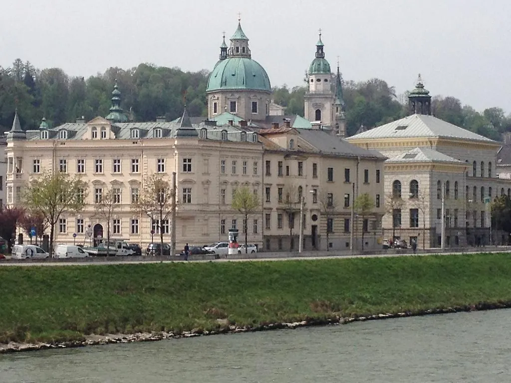 Sarah'S Altstadt Oase Salzburgo